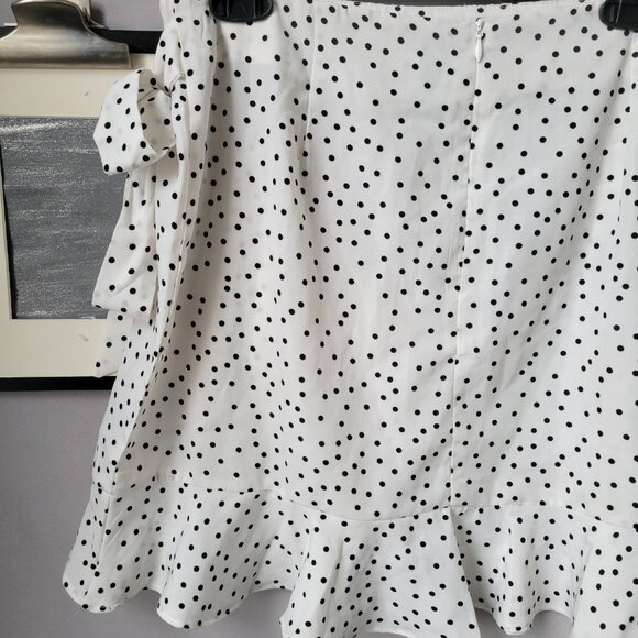 Princess Polly Kiana Polka Dot Mini Skort Black White 10 - Picture 9 of 11